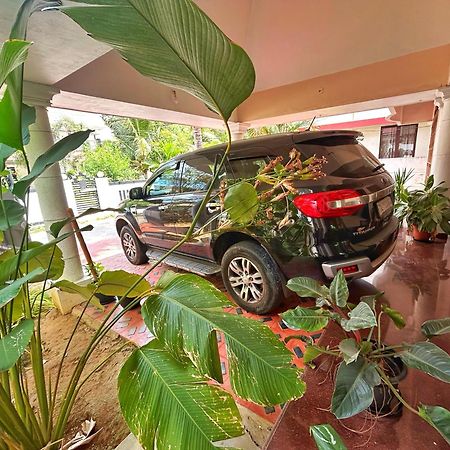 La Casa Trivandrum 4 Bhk Ac Luxury Villa At City Centre, Just 6 Kms To Airport Thiruvananthapuram ภายนอก รูปภาพ