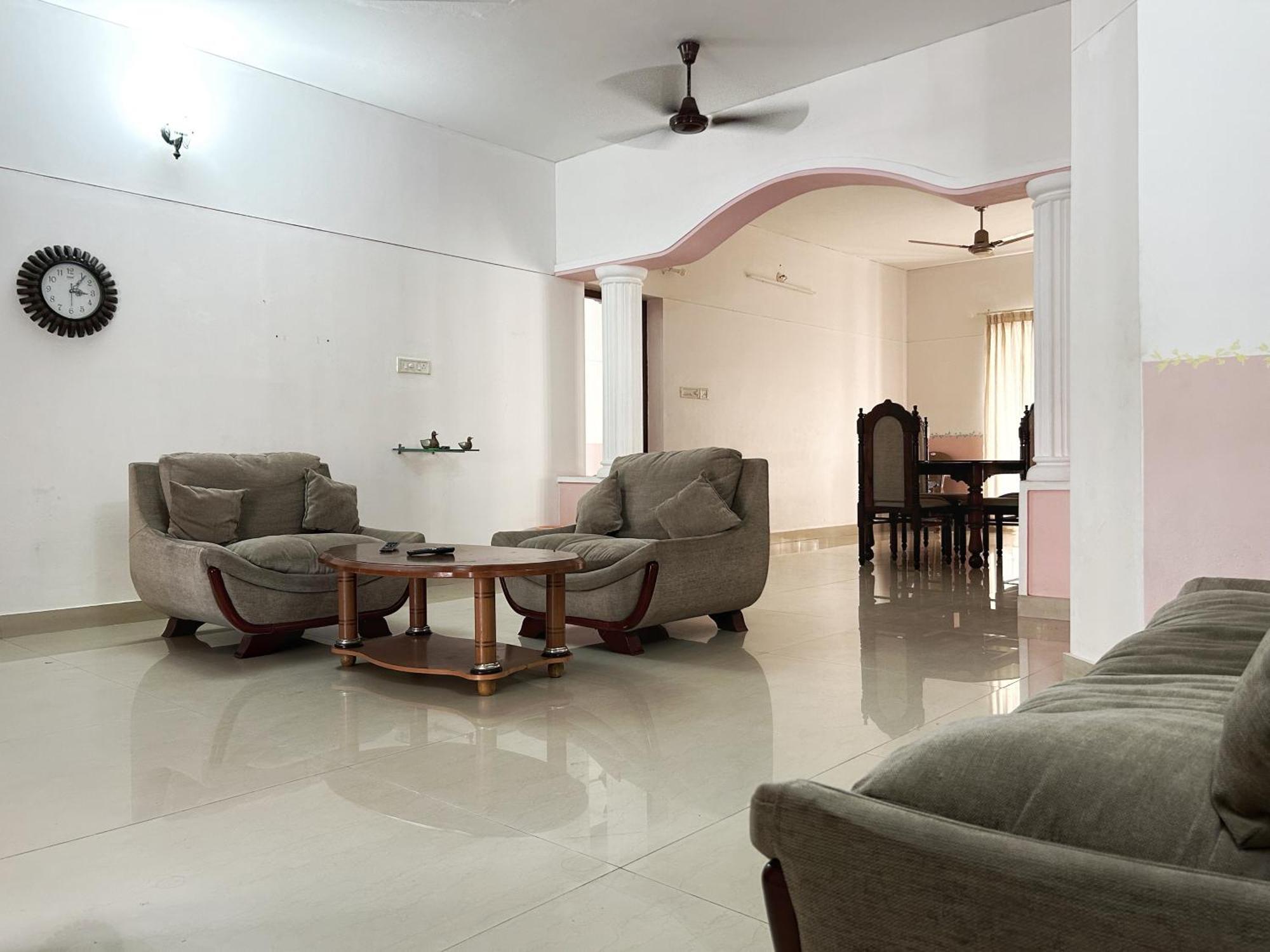 La Casa Trivandrum 4 Bhk Ac Luxury Villa At City Centre, Just 6 Kms To Airport Thiruvananthapuram ภายนอก รูปภาพ